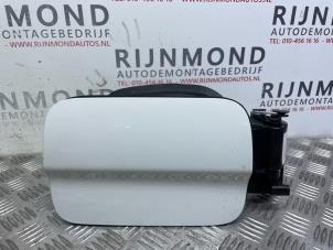 Used Tank cap cover BMW 4 serie Gran Coupe (F36) 435d xDrive 3.0 24V Price € 60,50 Inclusive VAT offered by Autodemontage Rijnmond BV