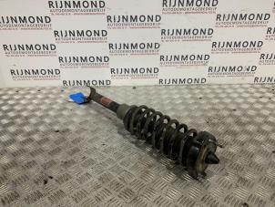 Used Front shock absorber, right Mercedes E (W211) 2.2 E-220 CDI 16V Price € 75,00 Margin scheme offered by Autodemontage Rijnmond BV