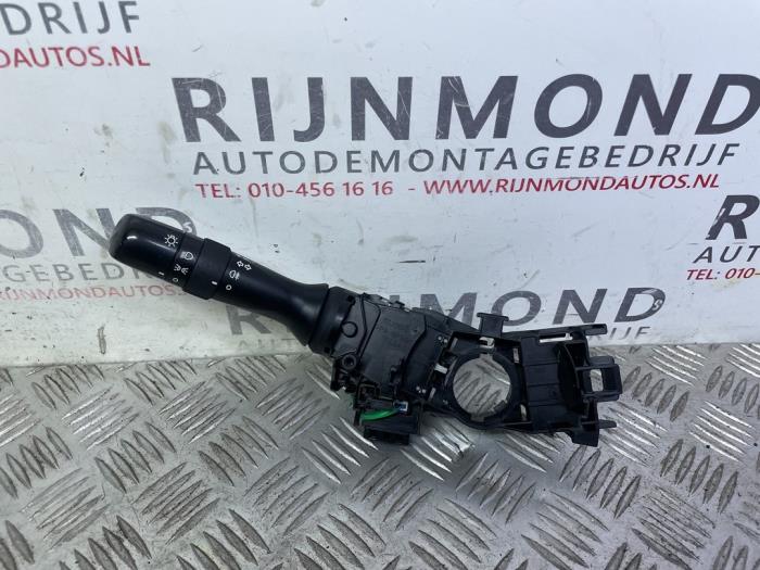 Indicator switch Toyota Aygo 1.0 12V VVTi 17J085