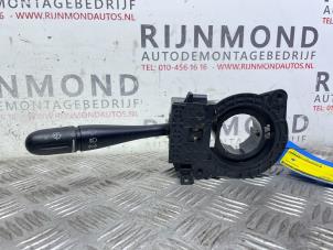 Used Indicator switch Chrysler Voyager/Grand Voyager (RG) 2.8 CRD 16V Autom. Price on request offered by Autodemontage Rijnmond BV