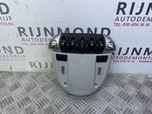 Used Interior lighting, front Mini Mini (R56) 1.6 16V Cooper Price € 30,25 Inclusive VAT offered by Autodemontage Rijnmond BV