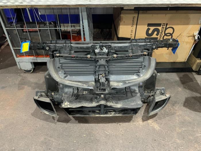 Begagnade Front BMW 1 serie (E81) 116i 2.0 16V Pris på förfrågan erbjuds av Autodemontage Rijnmond BV