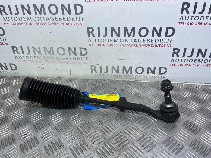 Tie rod, left from a BMW 1 serie (E81) 116i 2.0 16V 2010