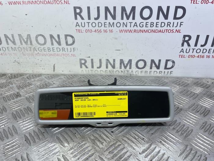 Używane Lusterko wewnetrzne Seat Ibiza ST (6J8) 1.2 TDI Ecomotive Cena na żądanie oferowane przez Autodemontage Rijnmond BV