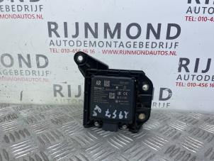 Usados Sensor de radar Nissan Qashqai (J11) 1.3 DIG-T 140 16V Precio € 90,75 IVA incluido ofrecido por Autodemontage Rijnmond BV