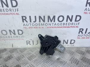 Used Door window motor Mercedes A (W176) 1.8 A-200 CDI 16V Price on request offered by Autodemontage Rijnmond BV
