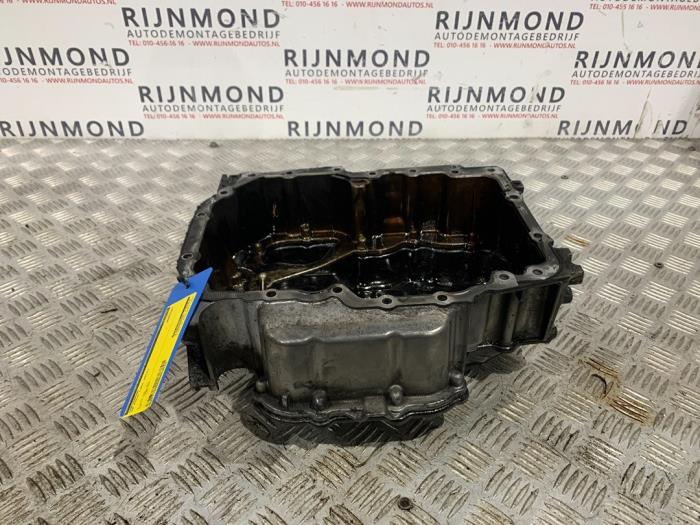 Usagé Couvercle carter Volkswagen Polo V (6R) 1.4 TDI DPF BlueMotion technology Prix € 90,00 Règlement à la marge proposé par Autodemontage Rijnmond BV