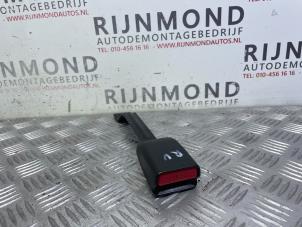 Used Front seatbelt buckle, right Opel Agila (B) 1.0 12V Price on request offered by Autodemontage Rijnmond BV