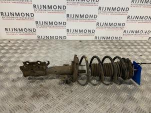 Used Front shock absorber, right Ford Fiesta 6 (JA8) 1.0 EcoBoost 12V 100 Price on request offered by Autodemontage Rijnmond BV