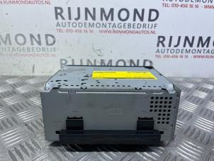 Używane Radioodtwarzacz CD Ford Fiesta 6 (JA8) 1.0 EcoBoost 12V 100 Cena na żądanie oferowane przez Autodemontage Rijnmond BV