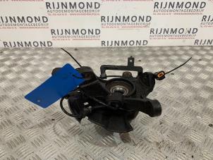 Used Front wheel hub Hyundai i20 1.2i 16V Price on request offered by Autodemontage Rijnmond BV