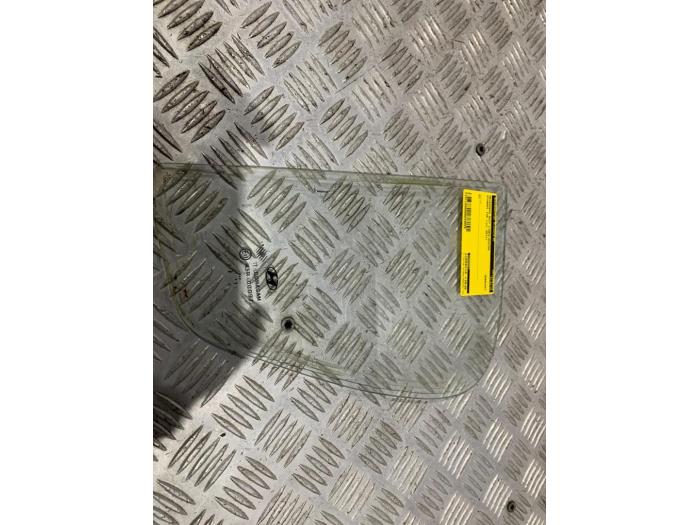 Usados Ventanilla triangular izquierda detrás Hyundai i20 1.2i 16V Precio de solicitud ofrecido por Autodemontage Rijnmond BV