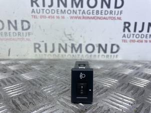 Used Height control switch Hyundai i20 1.2i 16V Price on request offered by Autodemontage Rijnmond BV