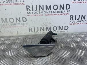 Usados Limpiador de faro Jaguar XF (CC9) 2.7 D V6 24V Precio € 20,00 Norma de margen ofrecido por Autodemontage Rijnmond BV