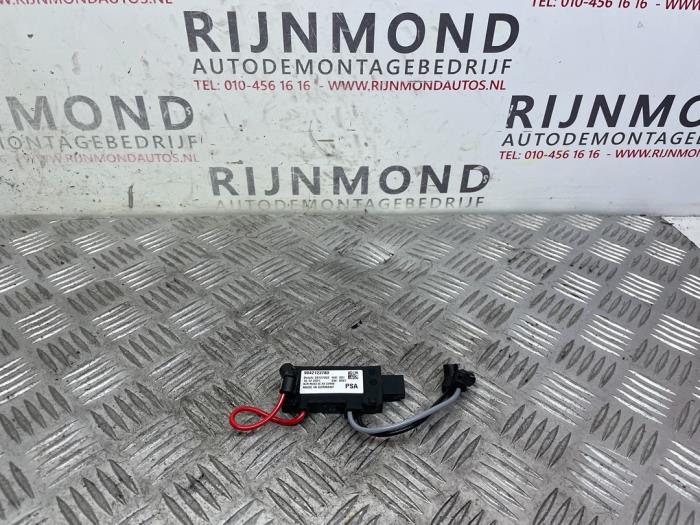 Begagnade Larmsensor Opel Mokka 1.2 Turbo 12V Pris € 24,20 Inklusive moms erbjuds av Autodemontage Rijnmond BV