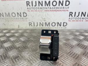 Used Automatic gear selector Opel Mokka 1.2 Turbo 12V Price € 90,75 Inclusive VAT offered by Autodemontage Rijnmond BV