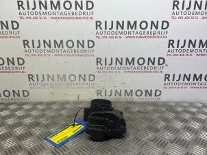 Used Throttle body Mini Mini (R56) 1.6 16V Cooper Price € 60,50 Inclusive VAT offered by Autodemontage Rijnmond BV