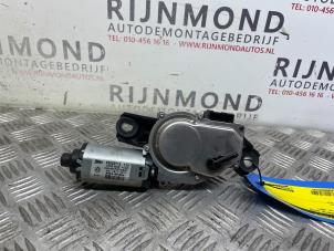 Used Rear wiper motor Volkswagen Caddy III (2KA,2KH,2CA,2CH) 1.9 TDI Price on request offered by Autodemontage Rijnmond BV