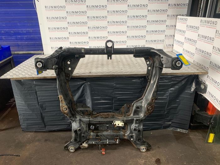 Begagnade Underram Landrover Discovery Sport (LC) 2.0 eD4 150 16V Pris € 453,75 Inklusive moms erbjuds av Autodemontage Rijnmond BV