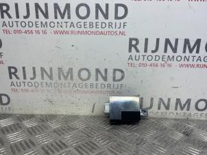 Used Wiper module Landrover Discovery Sport (LC) 2.0 eD4 150 16V Price € 42,35 Inclusive VAT offered by Autodemontage Rijnmond BV