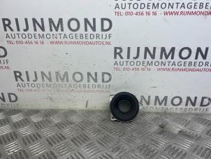 Used Speaker Landrover Discovery Sport (LC) 2.0 eD4 150 16V Price € 30,25 Inclusive VAT offered by Autodemontage Rijnmond BV