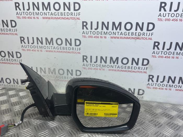 Usados Retrovisor externo derecha Landrover Discovery Sport (LC) 2.0 eD4 150 16V Precio € 393,25 IVA incluido ofrecido por Autodemontage Rijnmond BV