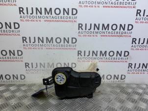 Used Expansion vessel Landrover Discovery Sport (LC) 2.0 eD4 150 16V Price € 30,25 Inclusive VAT offered by Autodemontage Rijnmond BV