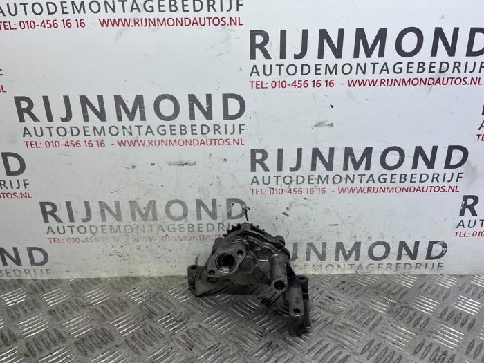 Gebrauchte Ölpumpe Volkswagen Golf V (1K1) 1.9 TDI Preis auf Anfrage angeboten von Autodemontage Rijnmond BV