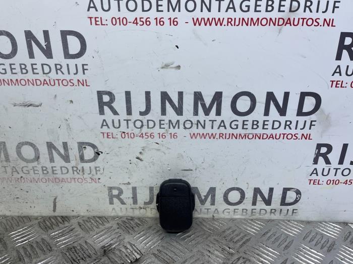 Begagnade Regnsensor Kia Rio III (UB) 1.2 CVVT 16V Pris € 20,00 Marginaltabell erbjuds av Autodemontage Rijnmond BV