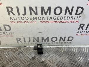Używane Czujnik cisnienia paliwa Audi A3 Limousine (8VS/8VM) 2.0 TDI 16V Quattro Cena € 25,00 Procedura marży oferowane przez Autodemontage Rijnmond BV