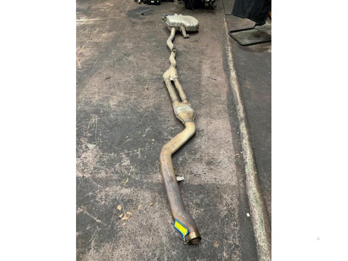 Exhaust (complete) from a BMW 5 serie (F10) 530d 24V Blue Performance 2015
