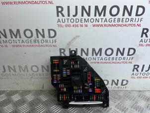 Used Fuse box BMW 5 serie (F10) 530d 24V Blue Performance Price on request offered by Autodemontage Rijnmond BV