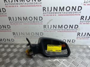 Used Wing mirror, right BMW 5 serie (F10) 530d 24V Blue Performance Price € 242,00 Inclusive VAT offered by Autodemontage Rijnmond BV