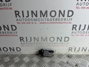 Used Air mass meter BMW 5 serie (F10) 530d 24V Blue Performance Price € 48,40 Inclusive VAT offered by Autodemontage Rijnmond BV