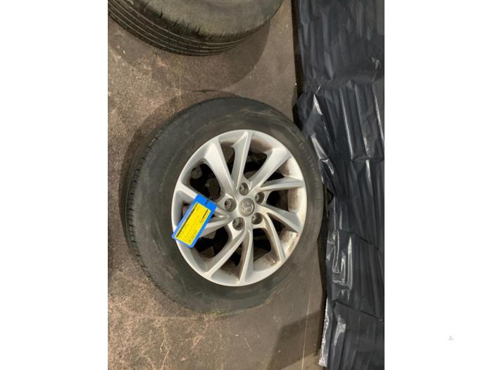 Zestaw obreczy i opon z Opel Astra K 1.6 CDTI 136 16V 2019