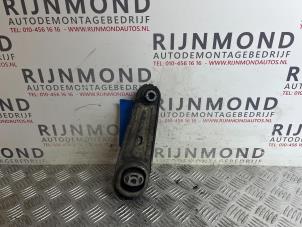 Engine mount from a Mercedes-Benz Citan (415.6) 1.5 109 CDI 2015