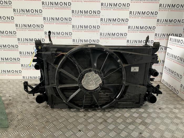 Used Radiator Opel Astra K 1.6 CDTI 136 16V Price € 302,50 Inclusive VAT offered by Autodemontage Rijnmond BV