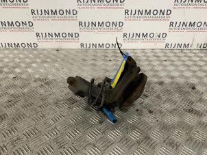 Used Front wheel hub Peugeot 208 I (CA/CC/CK/CL) 1.0 Vti 12V PureTech Price on request offered by Autodemontage Rijnmond BV