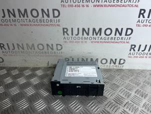 Usagé Module radio Opel Astra K 1.6 CDTI 136 16V Prix € 108,90 Prix TTC proposé par Autodemontage Rijnmond BV