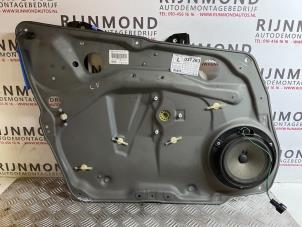 Used Window mechanism 4-door, front left Mercedes B (W245,242) 1.5 B-150 16V Price on request offered by Autodemontage Rijnmond BV