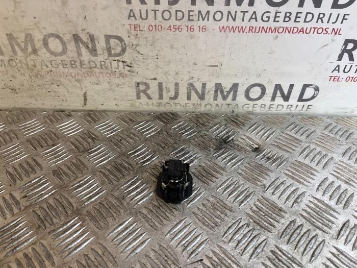 Begagnade Diskanthögtalare Renault Kadjar (RFEH) 1.2 Energy TCE 130 Pris € 18,15 Inklusive moms erbjuds av Autodemontage Rijnmond BV