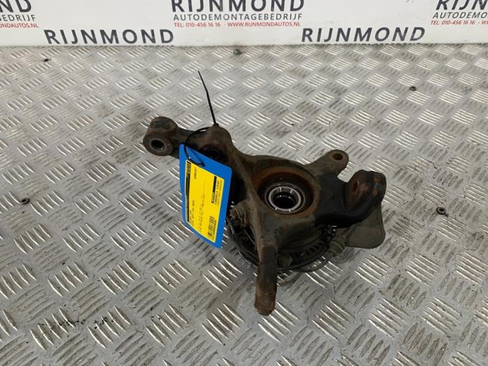 Begagnade Framhjulsnav Suzuki Swift (ZA/ZC/ZD) 1.2 16V Pris € 60,50 Inklusive moms erbjuds av Autodemontage Rijnmond BV