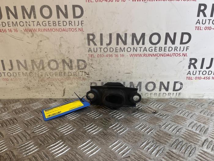 Usagé Support moteur Renault Kadjar (RFEH) 1.2 Energy TCE 130 Prix € 24,20 Prix TTC proposé par Autodemontage Rijnmond BV