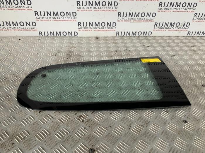 Usados Ventanilla triangular izquierda detrás Citroen C1 1.0 Vti 68 12V Precio € 45,00 Norma de margen ofrecido por Autodemontage Rijnmond BV