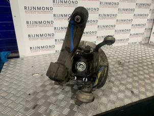 Used Rear hub BMW X6 (E71/72) M turbo 4.4i V8 32V Price € 363,00 Inclusive VAT offered by Autodemontage Rijnmond BV