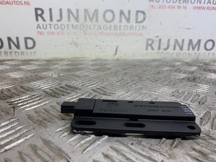 Używane Keyless Entry-Antena BMW X6M (E71/72) 4.4i V8 Turbo 32V Cena € 24,20 Z VAT oferowane przez Autodemontage Rijnmond BV