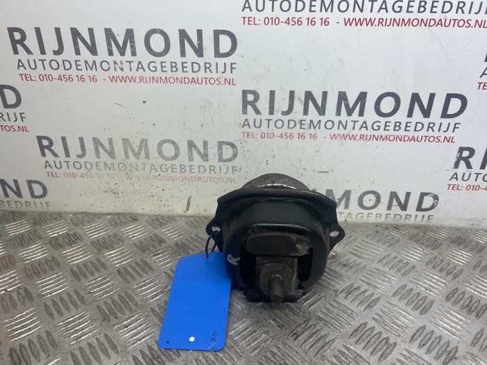 Usagé Support moteur BMW X6M (E71/72) 4.4i V8 Turbo 32V Prix € 36,30 Prix TTC proposé par Autodemontage Rijnmond BV