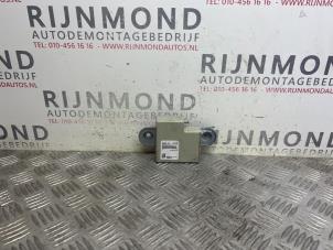 Used Antenna Amplifier BMW X6 (E71/72) M turbo 4.4i V8 32V Price € 24,20 Inclusive VAT offered by Autodemontage Rijnmond BV