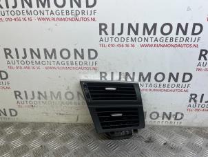 Used Dashboard vent BMW X6 (E71/72) M turbo 4.4i V8 32V Price € 24,20 Inclusive VAT offered by Autodemontage Rijnmond BV