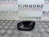 Rear door handle 4-door, left from a Renault Clio IV (5R), 2012 / 2021 0.9 Energy TCE 90 12V, Hatchback, 4-dr, Petrol, 898cc, 66kW (90pk), FWD, H4B400; H4BA4; H4B408; H4BB4, 2012-11 / 2021-08 2013